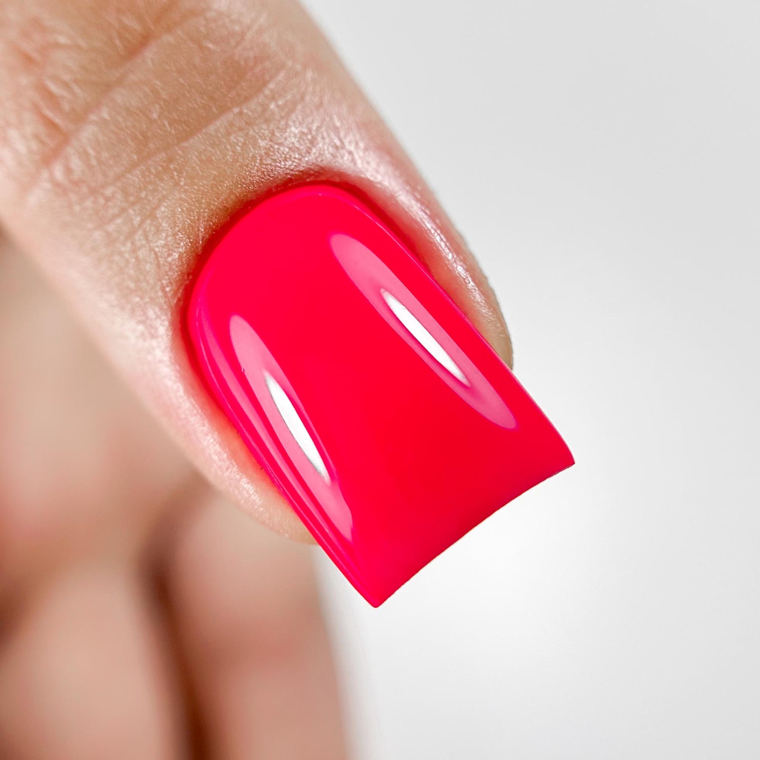 GEL POLISH, IT GIRL